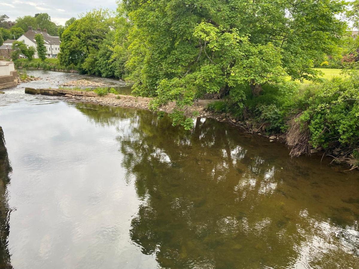 Riverbank Cottage Lake District Double Balcony Egremont  Buitenkant foto